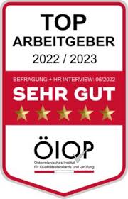 Top Employer austria - Avada Classic Award badge: 'Top Arbeitgeber 2022/2023 – Sehr Gut' with five gold stars and a small ÖIQP logo.